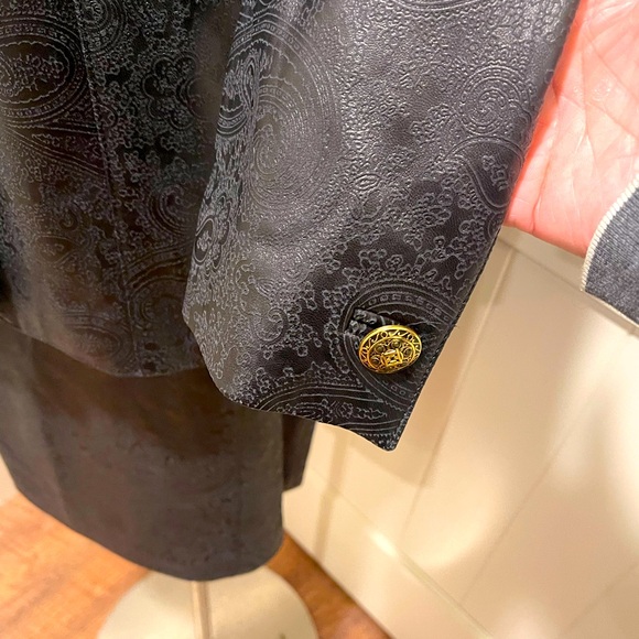 ESCADA NWT Rare Size 10/40 Paisley Embossed Lambskin Leather Two Piece Suit - Picture 7 of 17